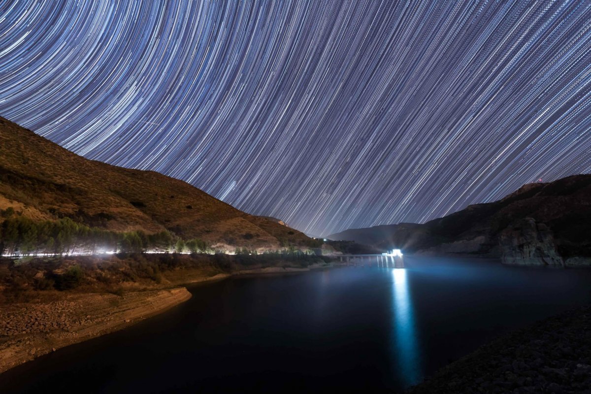 fotografía nocturna embalse Los Reyunos San Rafael