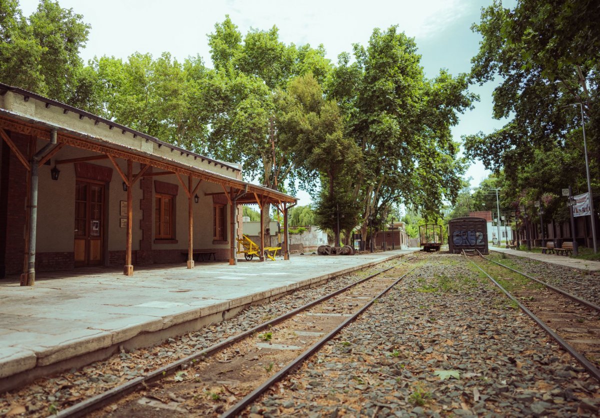 Villa 25 de Mayo adobe casas históricas Mendoza